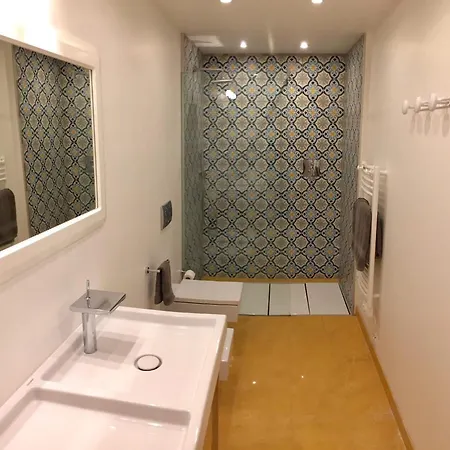 Charming With Private Pool *
