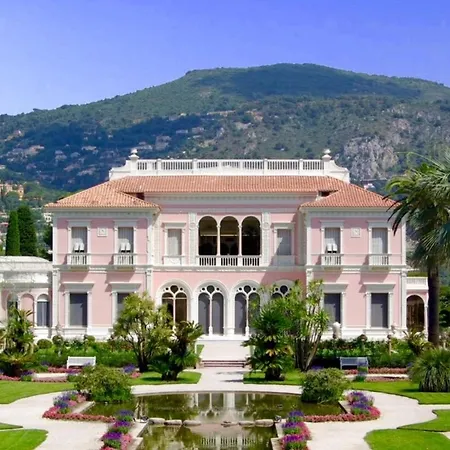 Holiday home Charming With Private Pool *